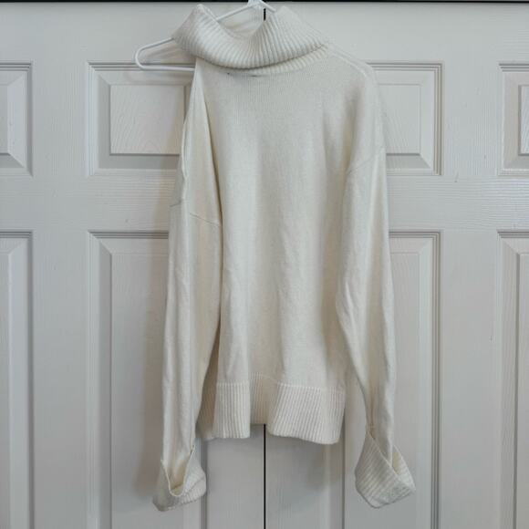 1. STATE Women’s Cream One Shoulder Long Sleeve Turtleneck Sweater Pullover Sz M - Picture 5 of 10